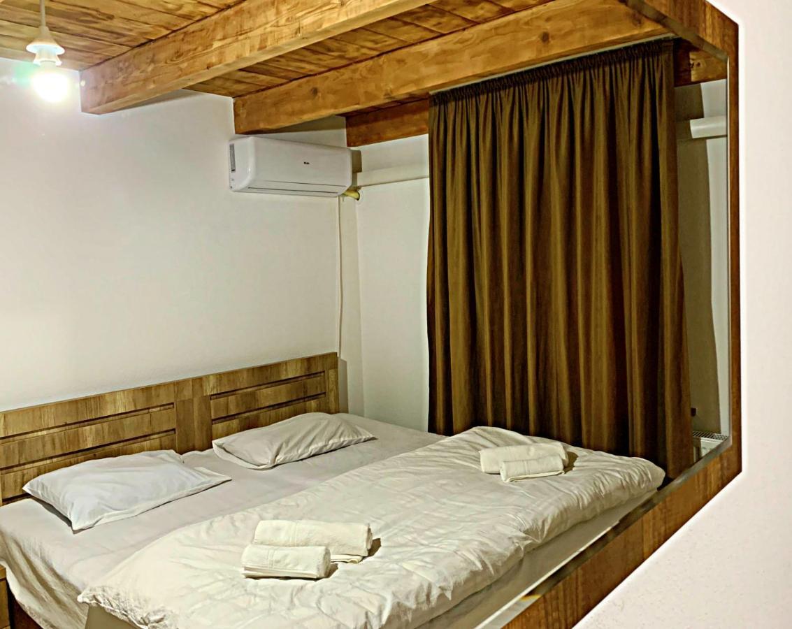 Old City Hotel Kutaisi Bagian luar foto