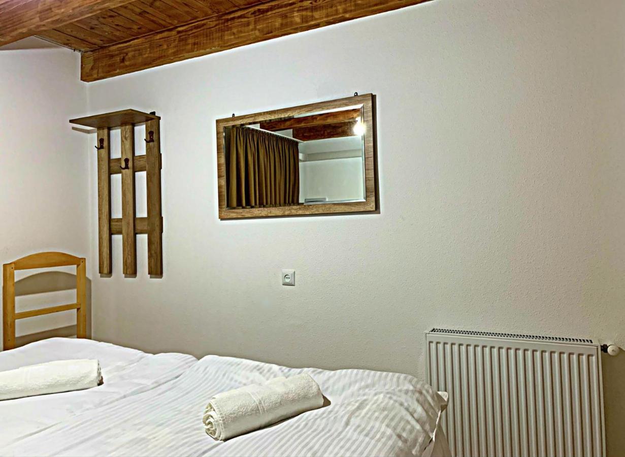 Old City Hotel Kutaisi Bagian luar foto